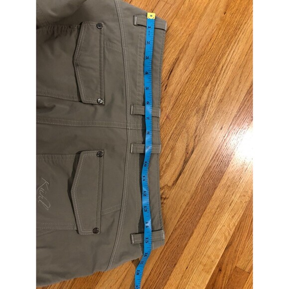 Kuhl Capri Pants Women's 10 Light Gray Cargo Pockets Regular Fit Straight Leg - Picture 5 of 6